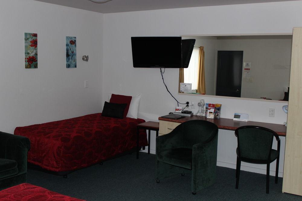 Bella Vista Motel Уестпорт Екстериор снимка
