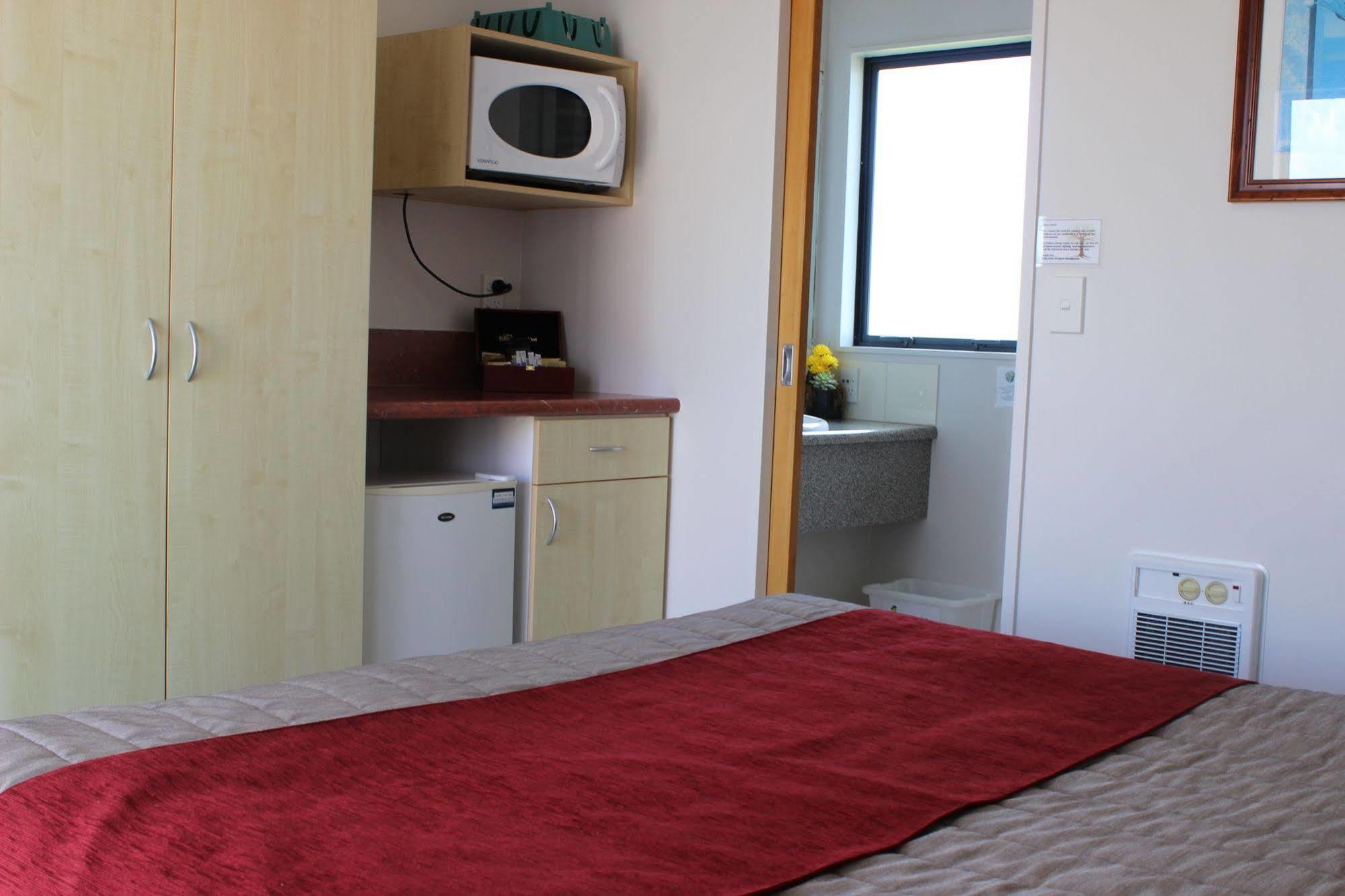 Bella Vista Motel Уестпорт Екстериор снимка