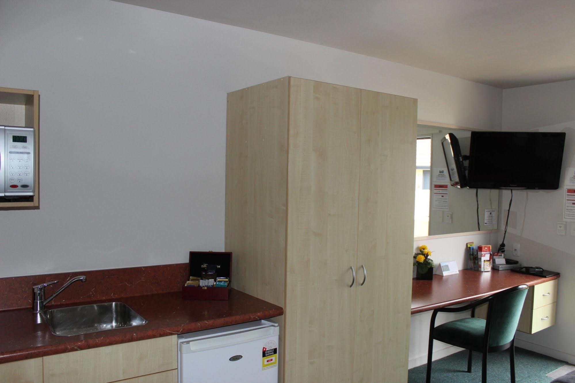 Bella Vista Motel Уестпорт Екстериор снимка