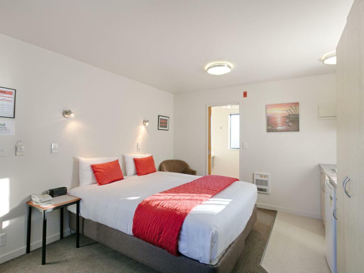 Bella Vista Motel Уестпорт Екстериор снимка