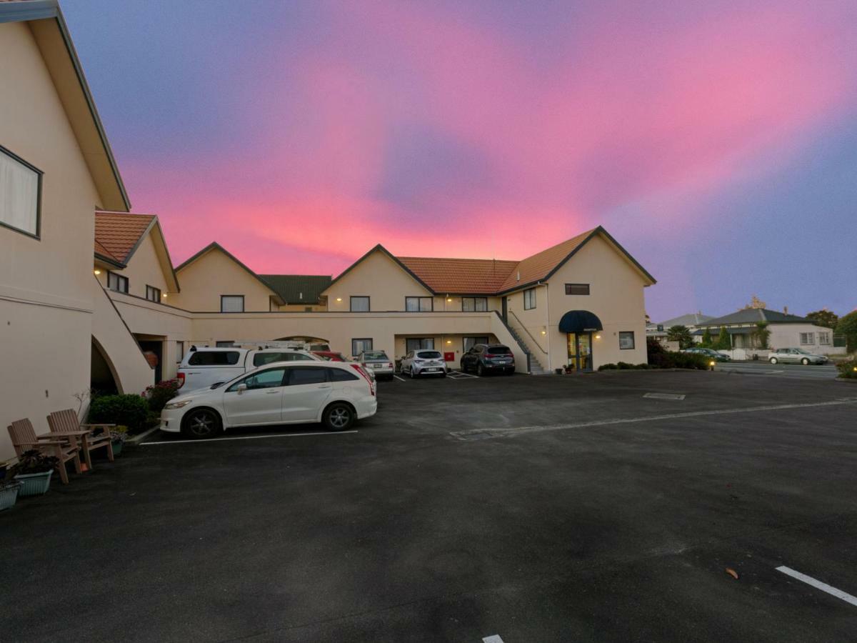 Bella Vista Motel Уестпорт Екстериор снимка
