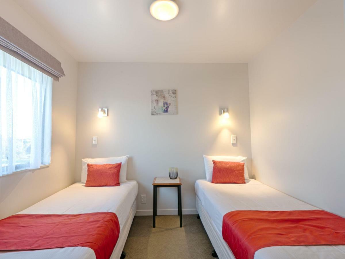 Bella Vista Motel Уестпорт Екстериор снимка
