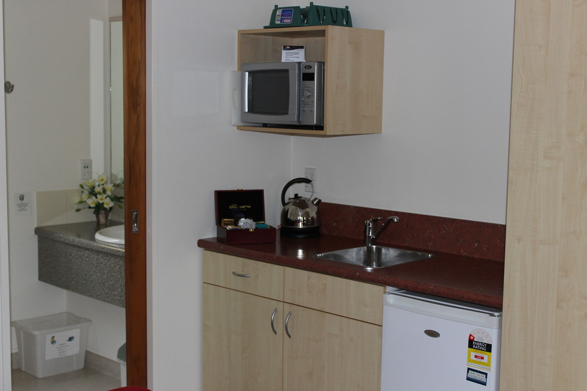 Bella Vista Motel Уестпорт Екстериор снимка