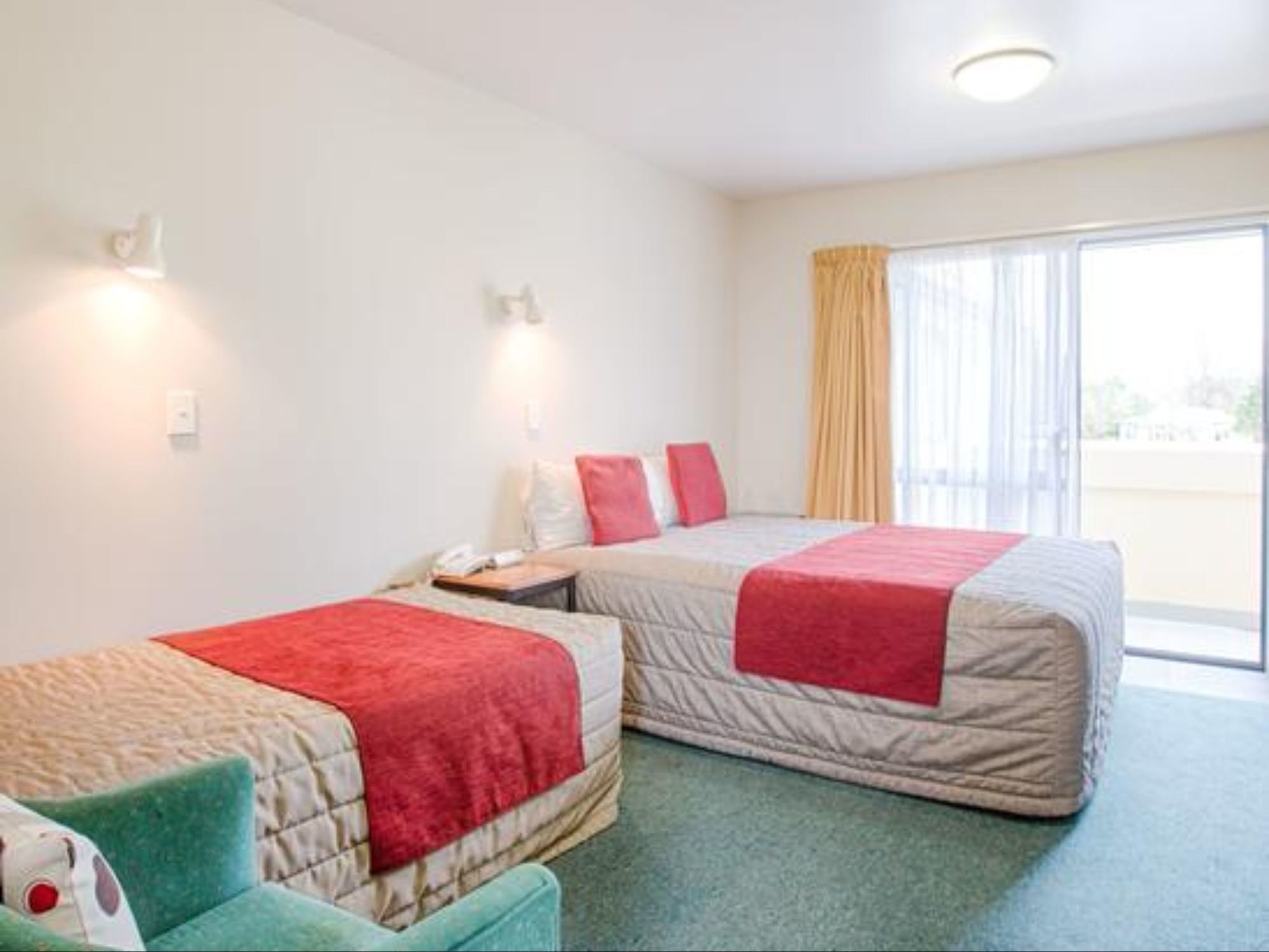 Bella Vista Motel Уестпорт Екстериор снимка